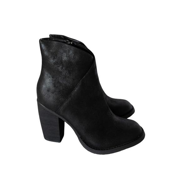 NEW SBICCA women's bennington asymmetrical ankle boot in black - Picture 5 of 5